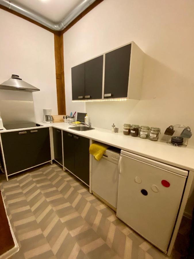 Grand Guesthouse Apartament กดัญสก์ ภายนอก รูปภาพ